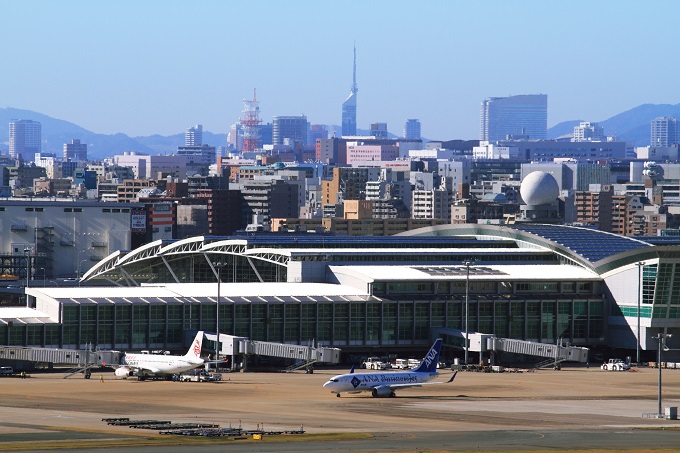 FFJ 福岡空港の外観